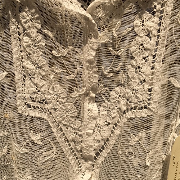 Top - Picture 2 of 2